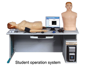 Diagnostic physique avec le mannequin coeur-poumon d'auscultation, équipement médical de simulation