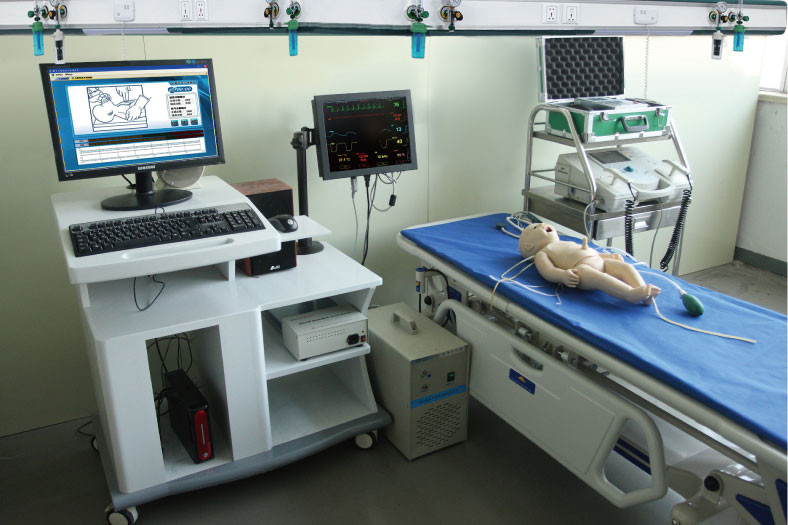 Mannequins intelligents avancés de premiers secours de nouveau-né avec l'équipement de surveillance visuelle pour l'enseignement